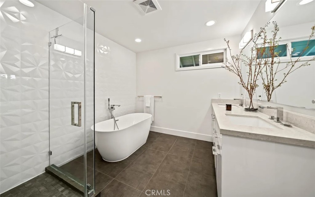 Grove (GR) - Residential Lease