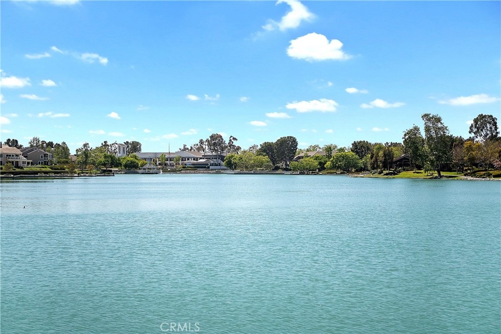 Grove (GR) - Residential Lease