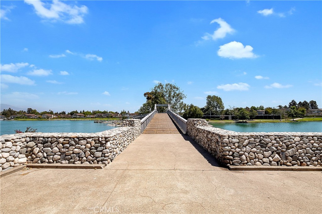 Grove (GR) - Residential Lease