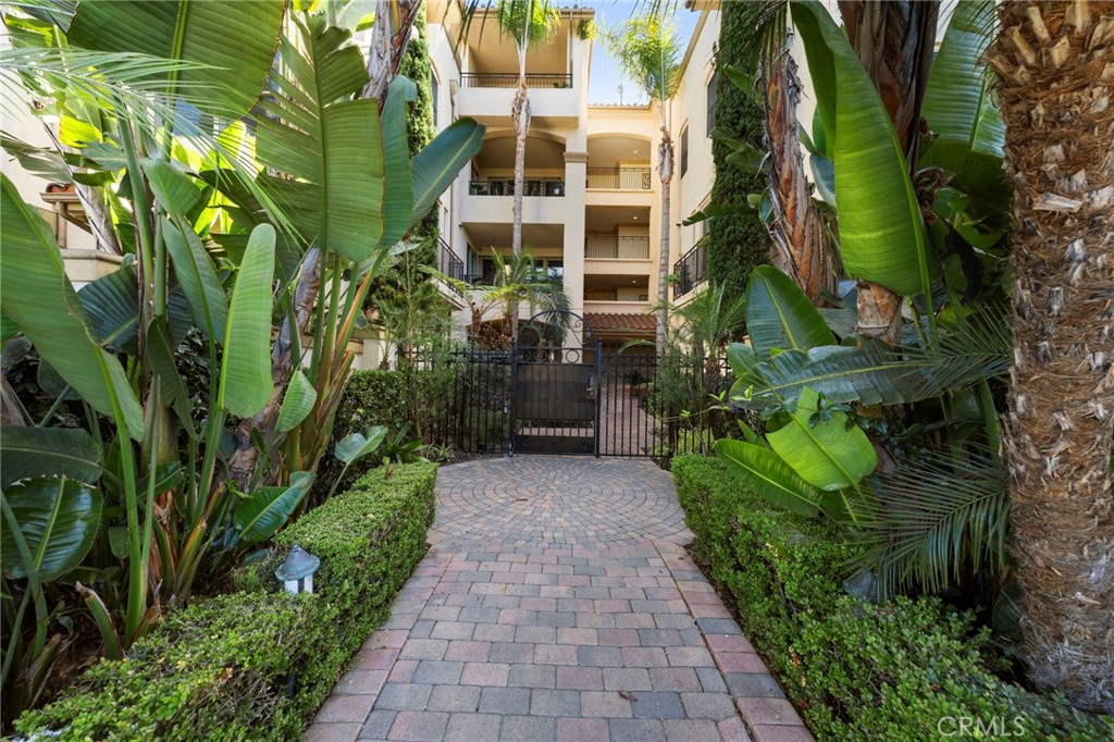Pacifica at Newport Plaza - Residential