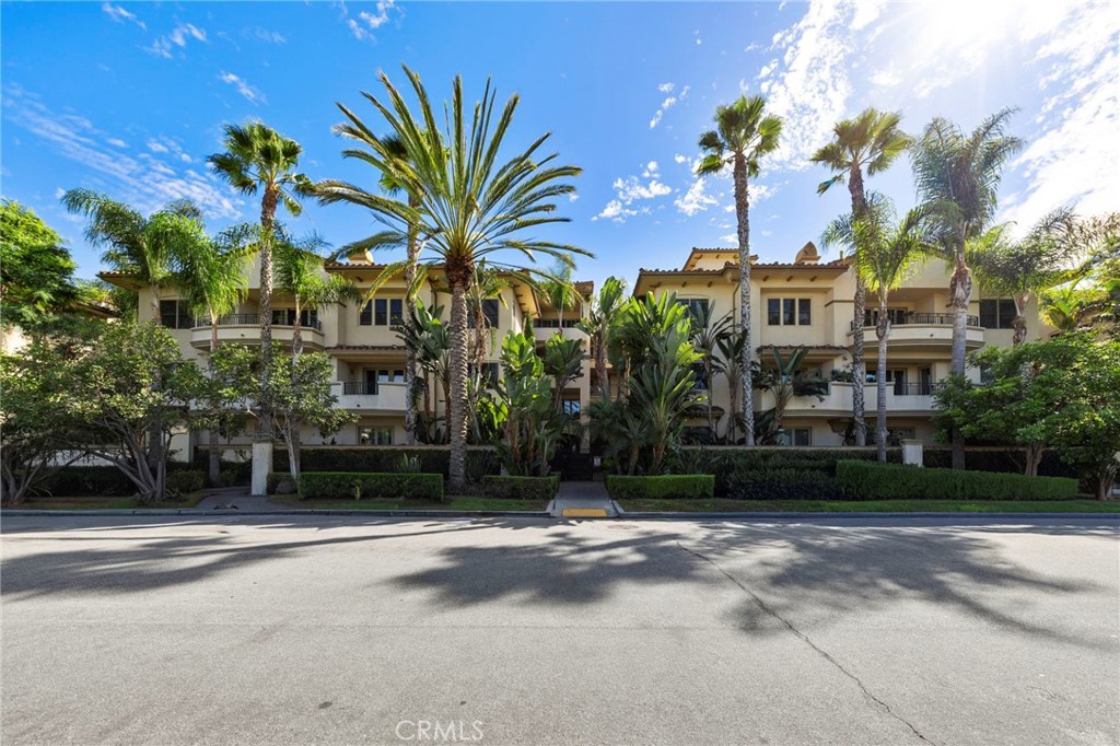 Pacifica at Newport Plaza - Residential