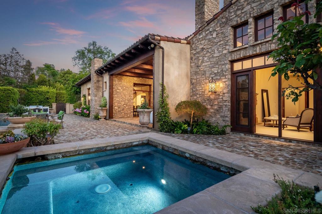 Rancho Santa Fe - Residential