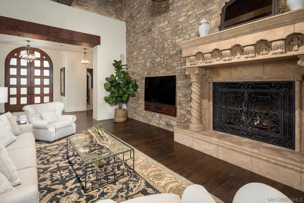 Rancho Santa Fe - Residential