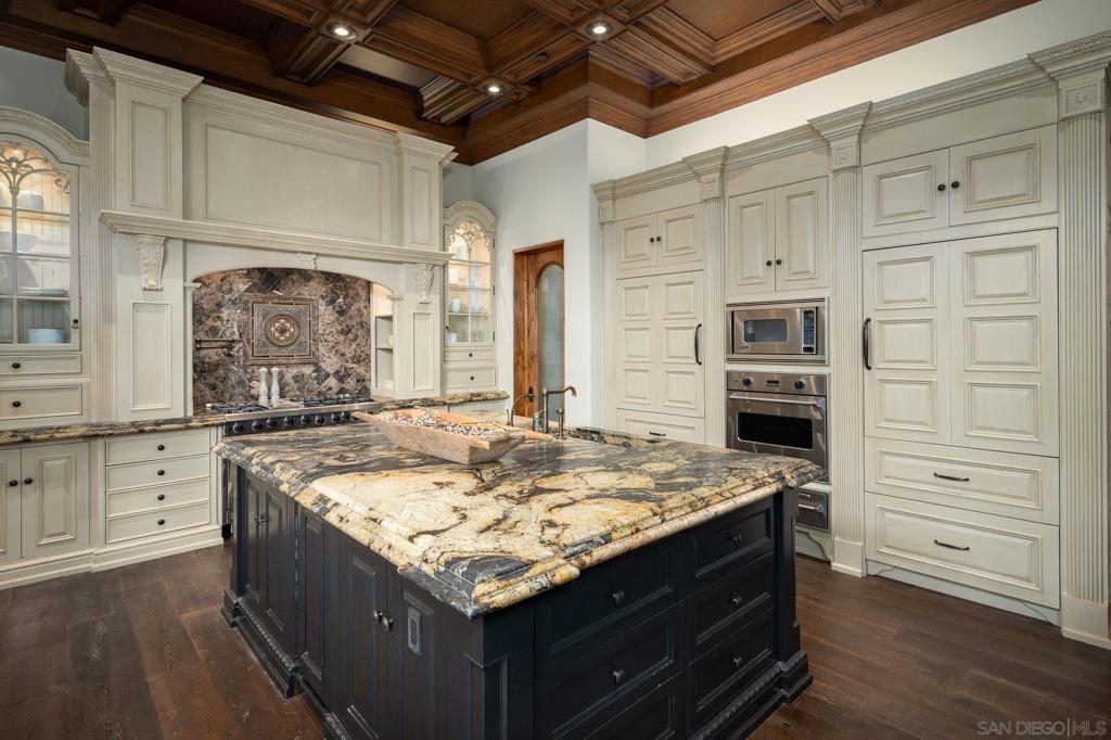 Rancho Santa Fe - Residential