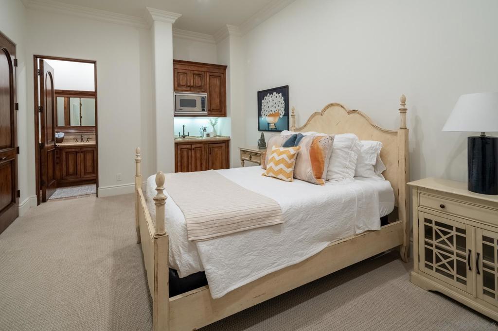 Rancho Santa Fe - Residential