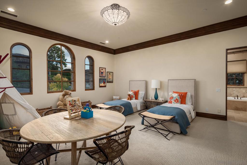 Rancho Santa Fe - Residential