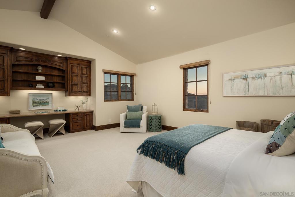 Rancho Santa Fe - Residential