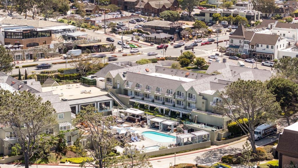 1562 Camino del Mar 639