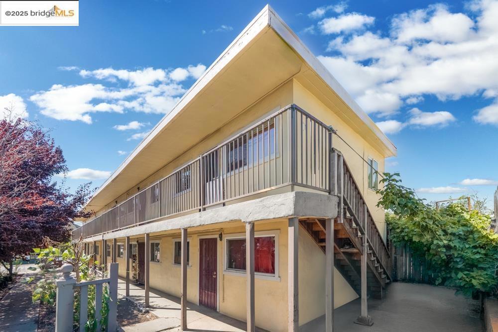 FRUITVALE - Residential Income