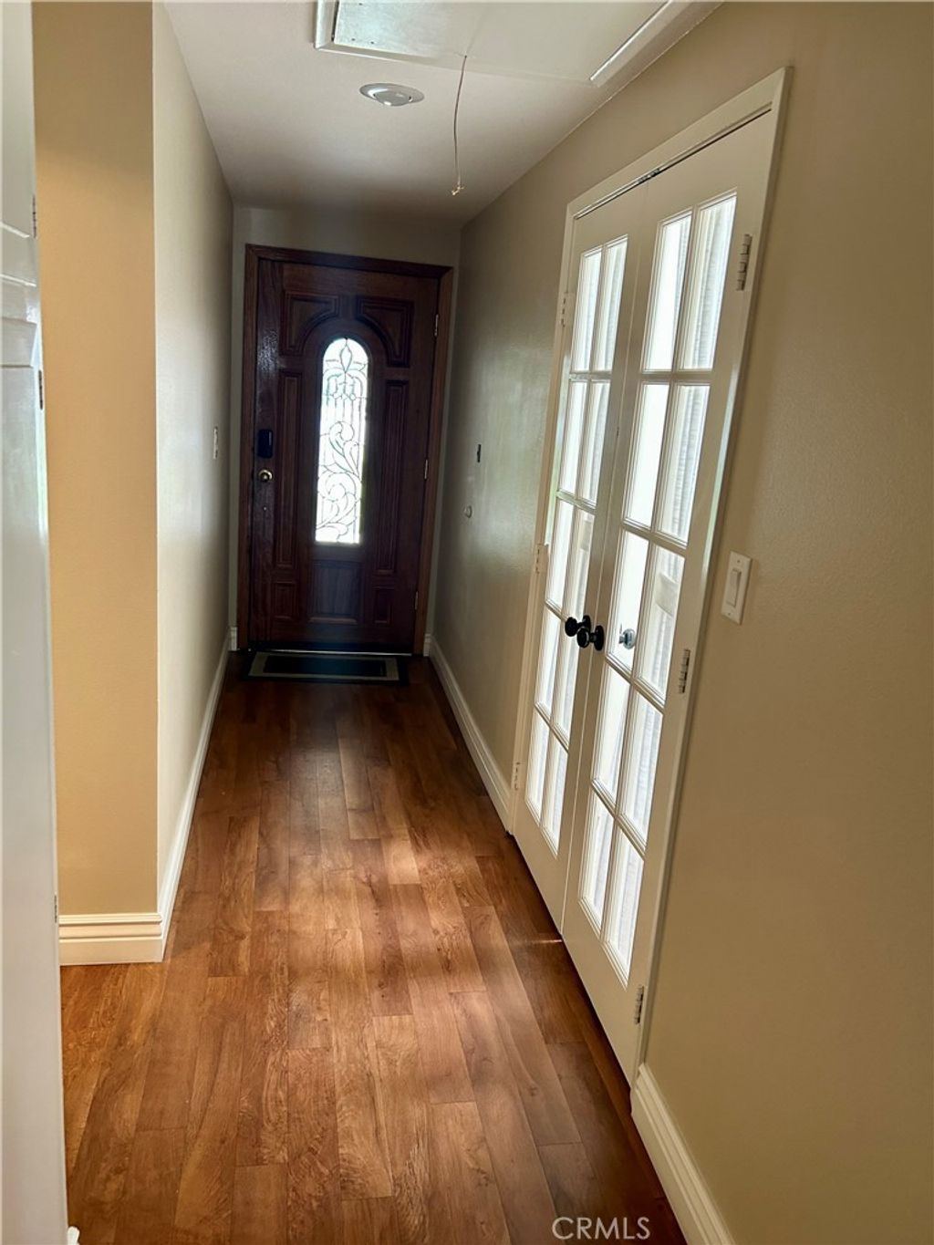 Photo of 18901 Circle Of The Oaks, Newhall, CA 91321 (MLS # SR26056190)