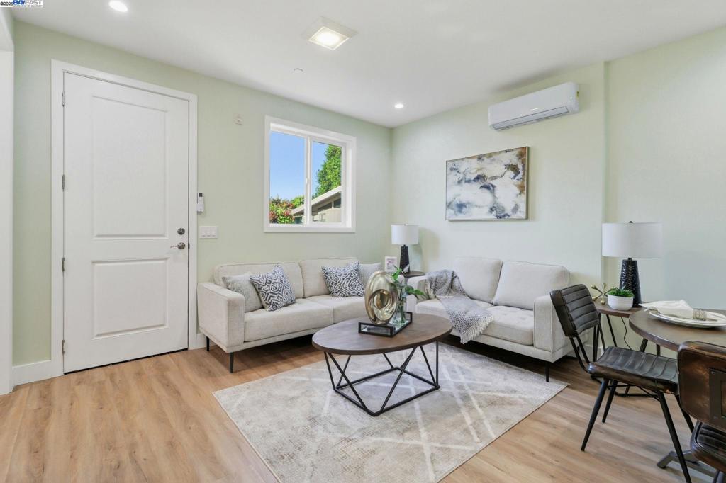 CHERRYLAND - Residential