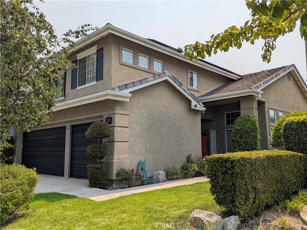 Gorgeous home with a beautiful View in highly desirable Lang Ranch community. Walk into open high ceilings living room. Primary suite with a spacious walk-in closet and an ensuite bathroom. Enter the Backyard from the formal Dining Area and kitchen to a covered patio with stunning views. The perfect place for entertaining, watching TV or just to sitting and enjoying the view. The primary Suite includes a Large Walk in Closet with Custom Built-Ins. Newly remodeled bathrooms. Good size Secondary bedrooms with Built-In closets. 3 car garage. Thermador Appliances, Double ovens, refrigerator & Wine Fridge, washer & dryer. 5 minutes Walk to top rated Lang Ranch Elementary. 10-15 minutes walk to Los Cerritos middle school. 10-15 minutes drive to Westlake High school.
Note: Electricity generates should cover the electricity bill for a smaller family including electric vehicle charging (220V charging outlet in the garage). Solar electricity payment in addition to the lease $250/month. This utility bill is payable with rent.