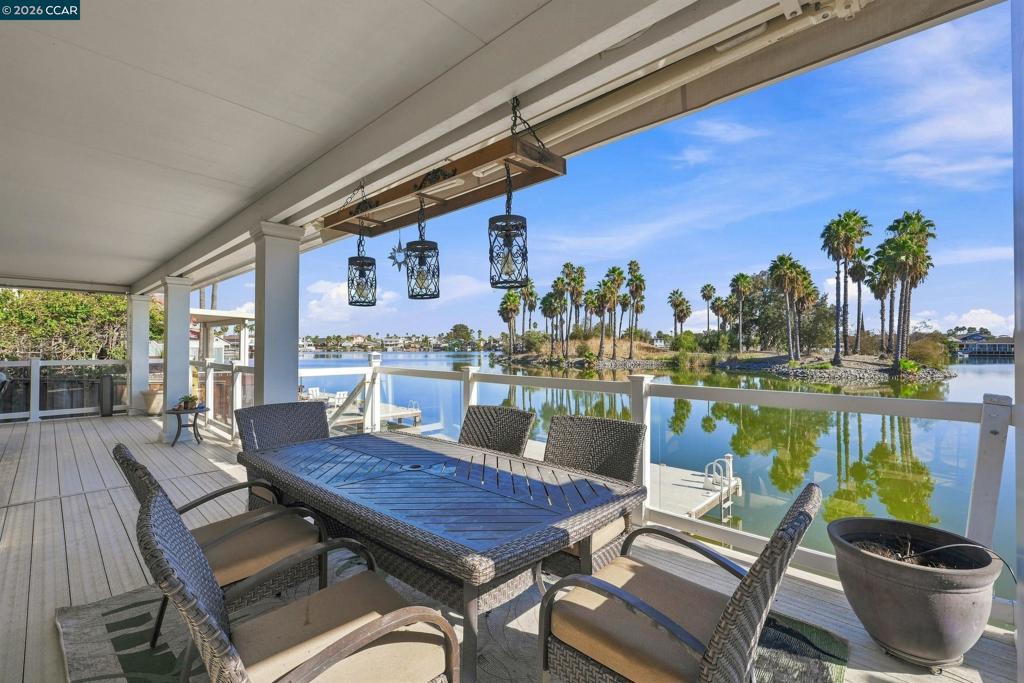825 Discovery Bay Blvd