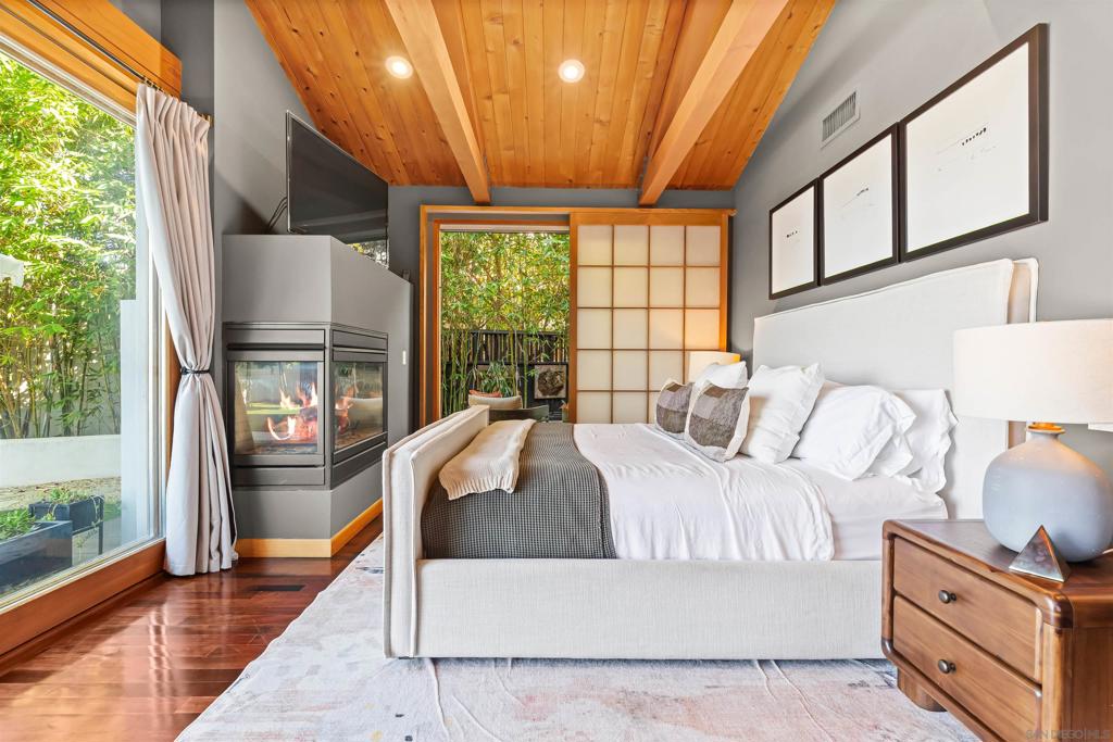 Pacific Beach - Residential
