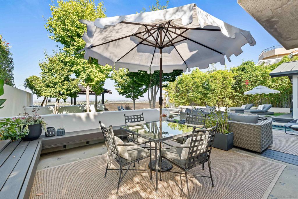 Pacific Beach - Residential