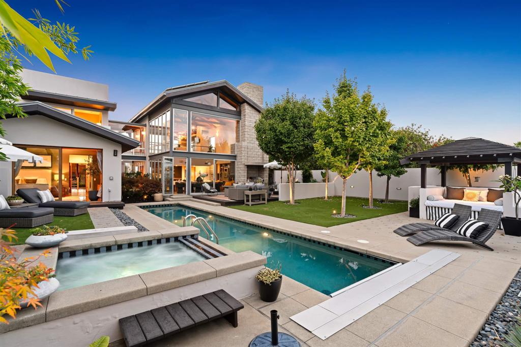 Pacific Beach - Residential