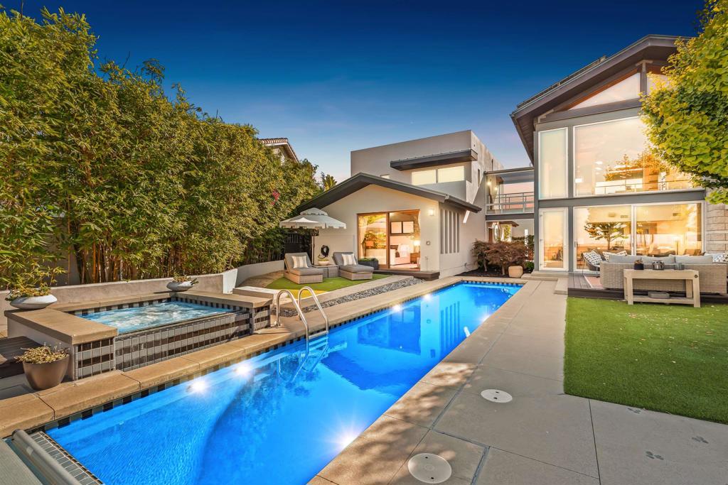 Pacific Beach - Residential