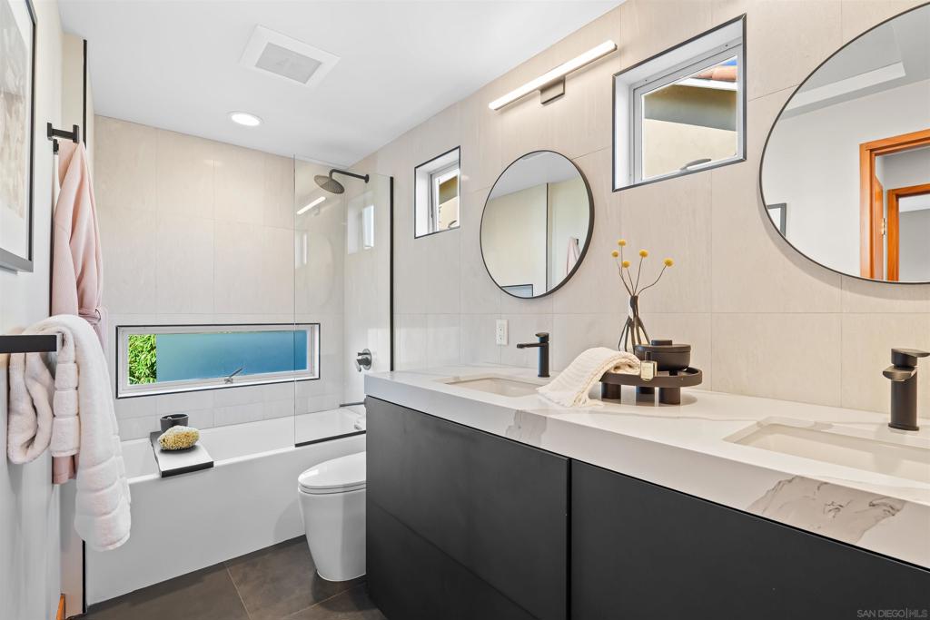 Pacific Beach - Residential