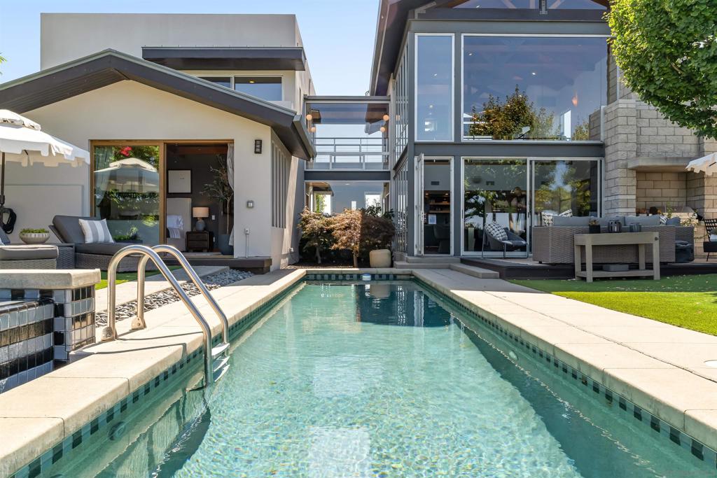Pacific Beach - Residential