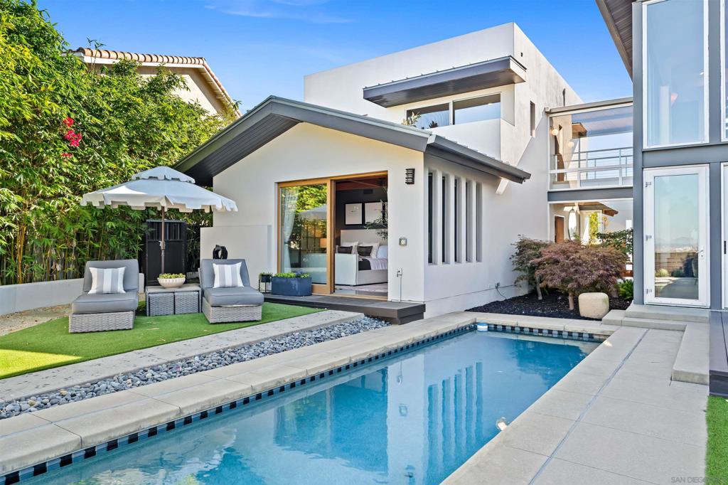 Pacific Beach - Residential