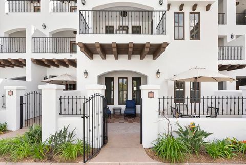 7310 Estrella De Mar Rd Unit 3 Carlsbad CA 92009