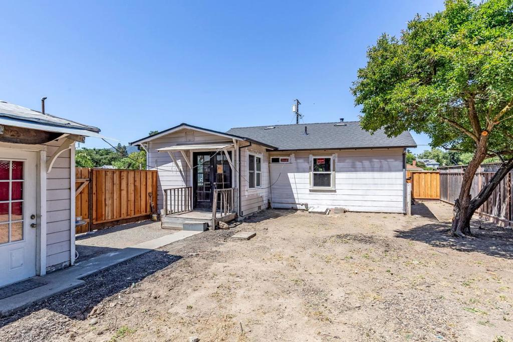1422 York Avenue, Campbell CA 95008