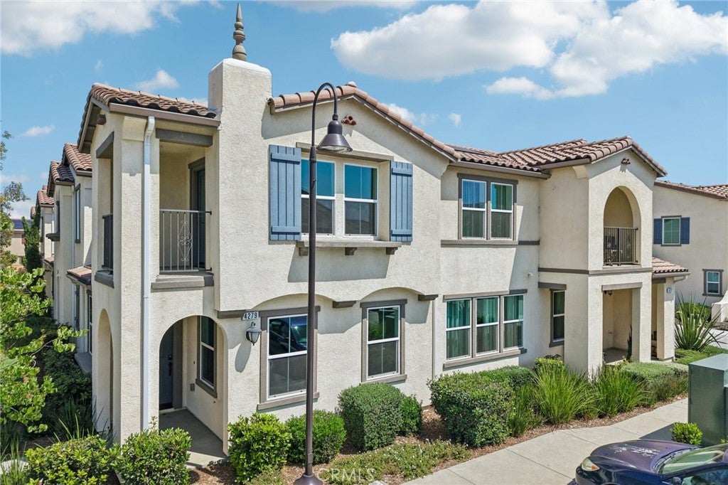 4279 S Hermosa Paseo