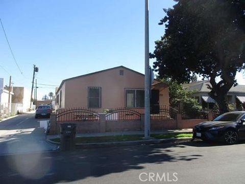 Photo of 1770 Walnut Ave, Long Beach, CA 90813 (MLS # OC26065770)