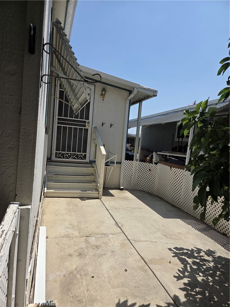 1456 E Philadelphia St Spc 109
