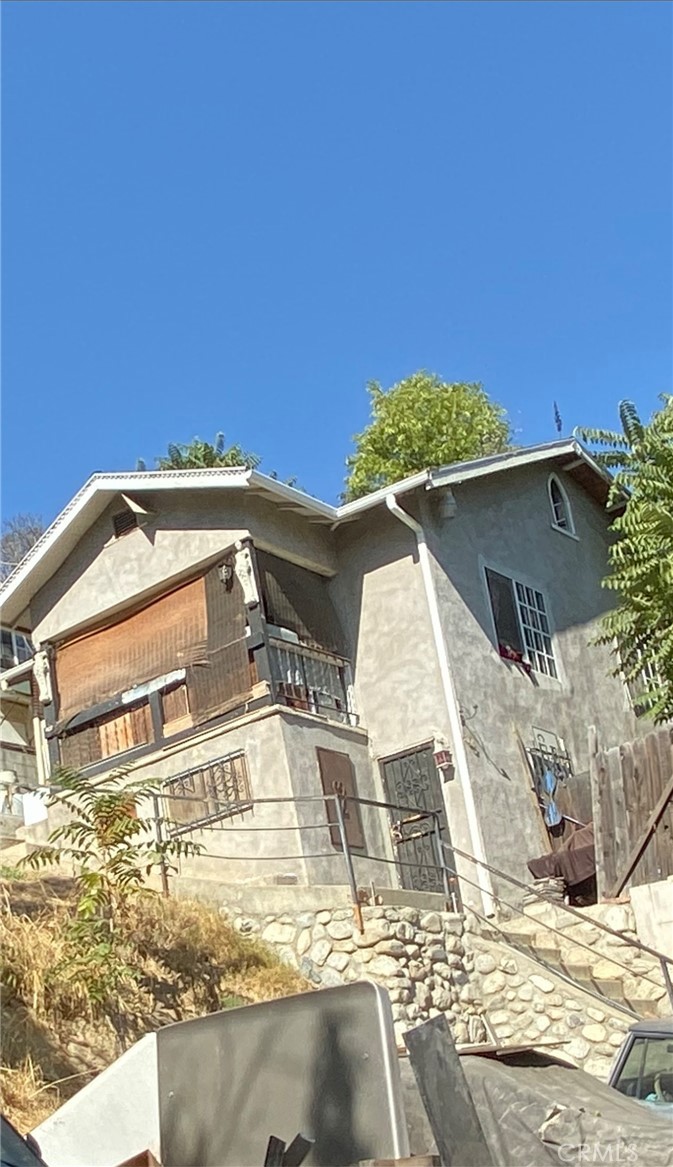 315 Isabel Street