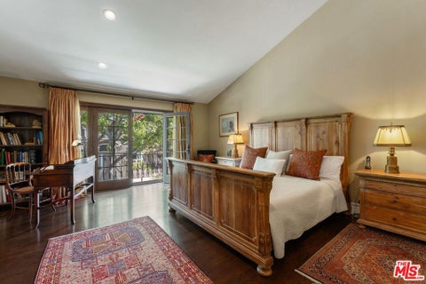 Tiny photo for 402 11th Street, Santa Monica, CA 90402 (MLS # 26871437)
