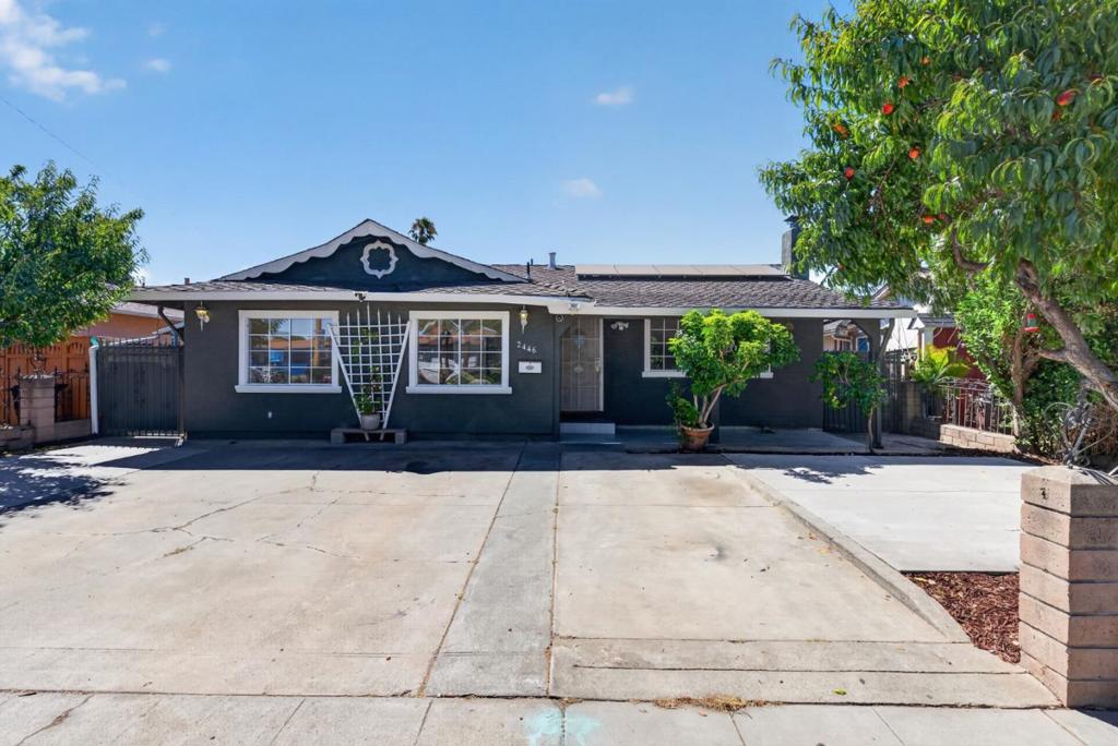2446 Van Winkle Lane