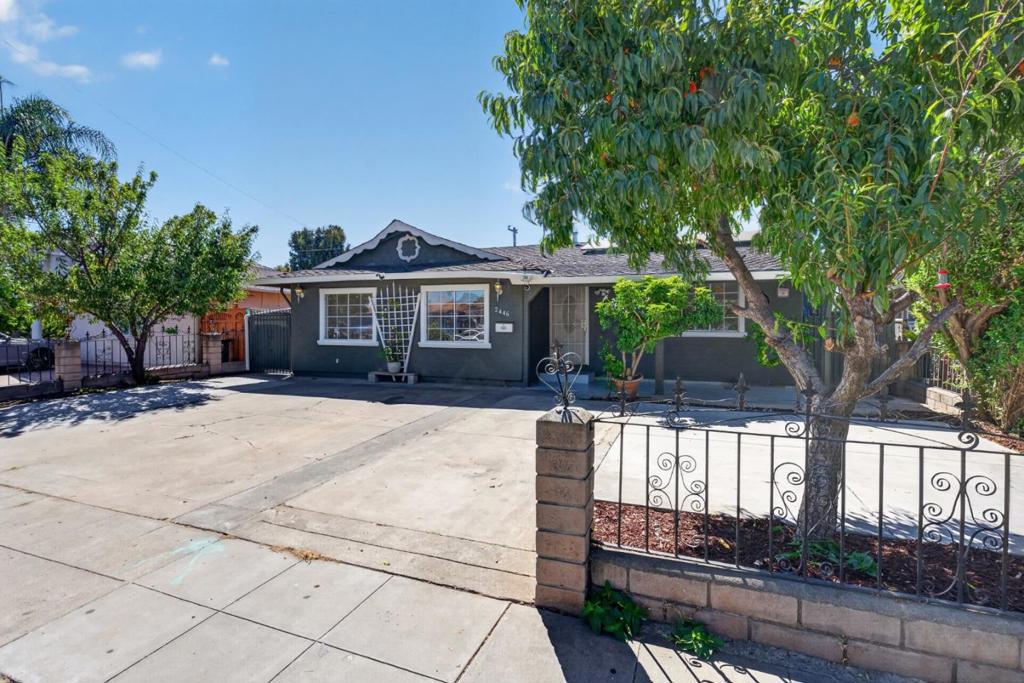 2446 Van Winkle Lane