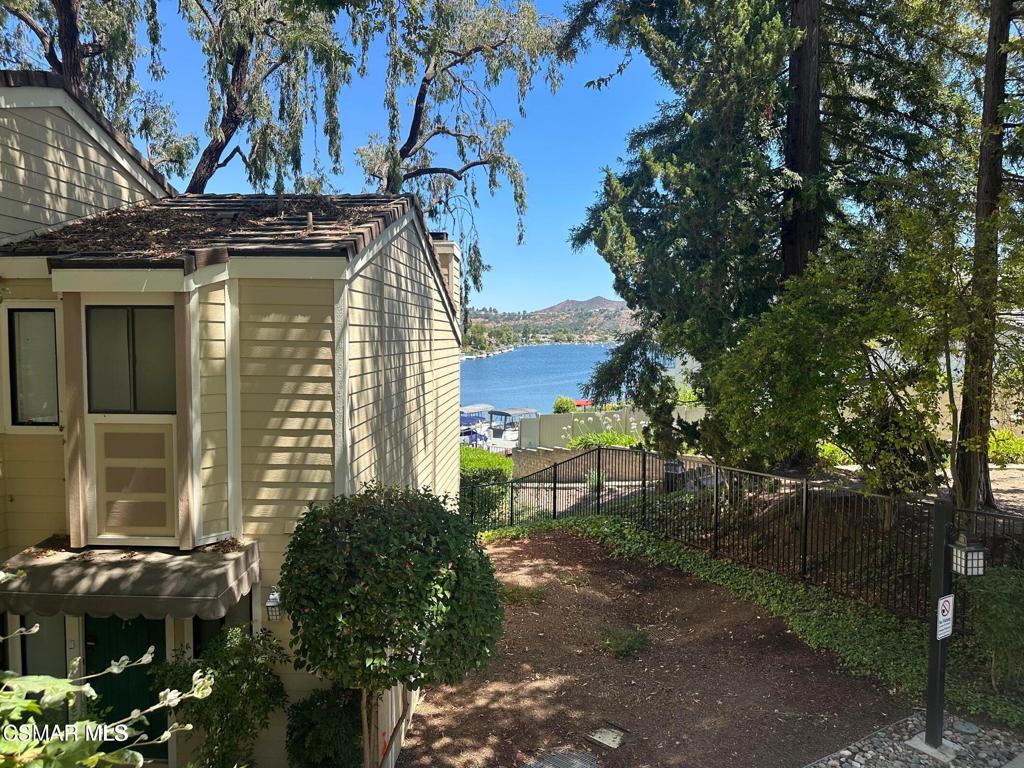 Westlake Bay-728 - 728 - Residential Lease