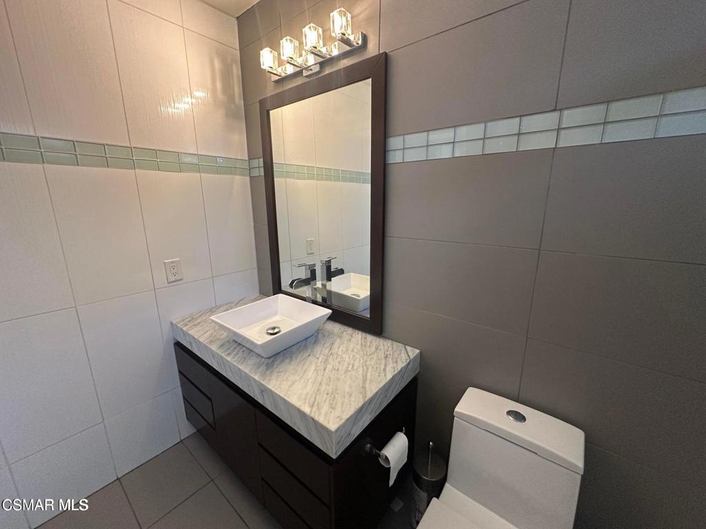 Westlake Bay-728 - 728 - Residential Lease