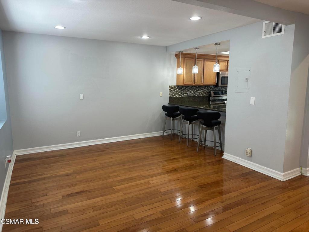 Westlake Bay-728 - 728 - Residential Lease