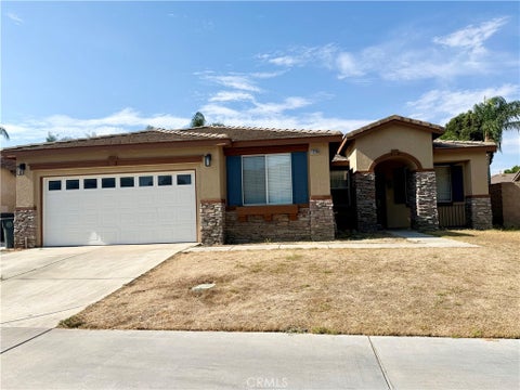 Photo of 17210 Volante Court, Fontana, CA 92337 (MLS # AR26174927)