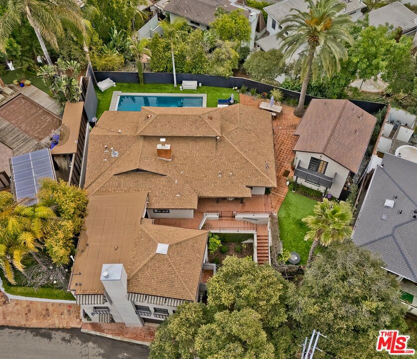 2770 La Castana Drive