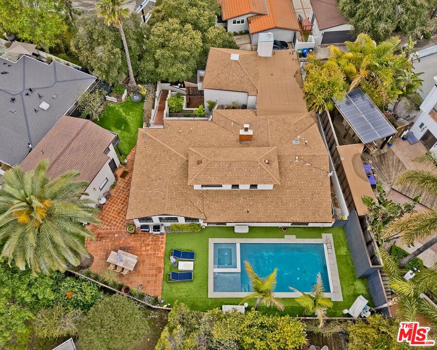 2770 La Castana Drive