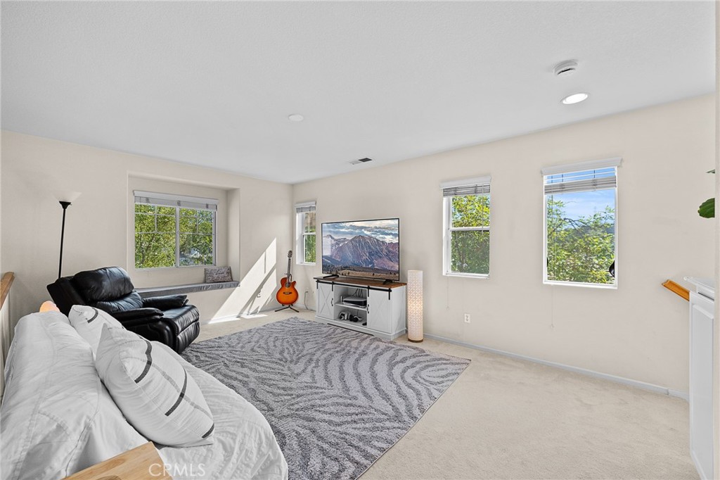 Hidden Ranch (Pacific Hills) (HIDNR) - Residential
