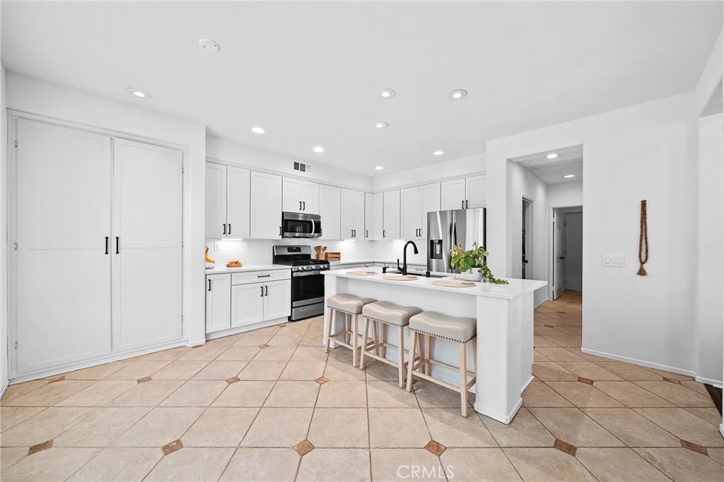 Hidden Ranch (Pacific Hills) (HIDNR) - Residential