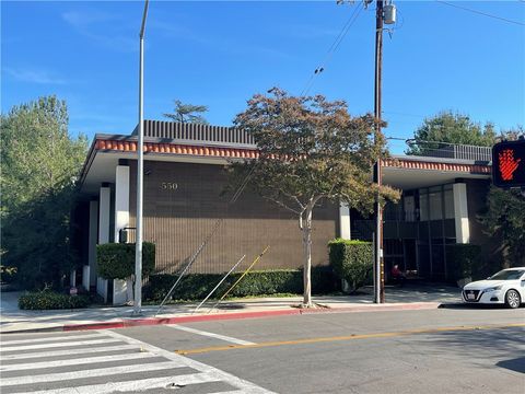 Photo of 550 W Duarte Road #3, Arcadia, CA 91007 (MLS # AR25244487)