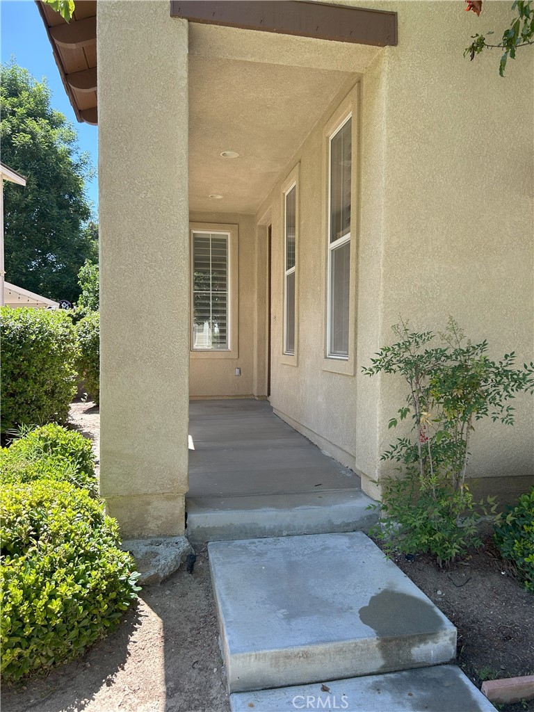 39877 Worthington Place