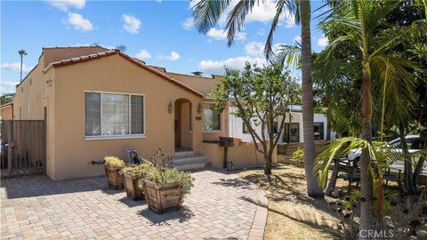 Photo of 1220 Western Avenue, Glendale, CA 91201 (MLS # GD26196651)