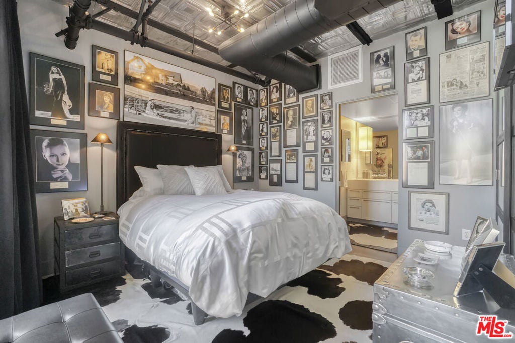 6253 Hollywood Boulevard 903