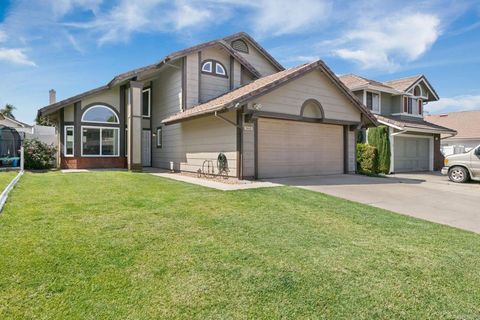 Tiny photo for 39845 Teal Drive, Murrieta, CA 92562 (MLS # PTP2603647)