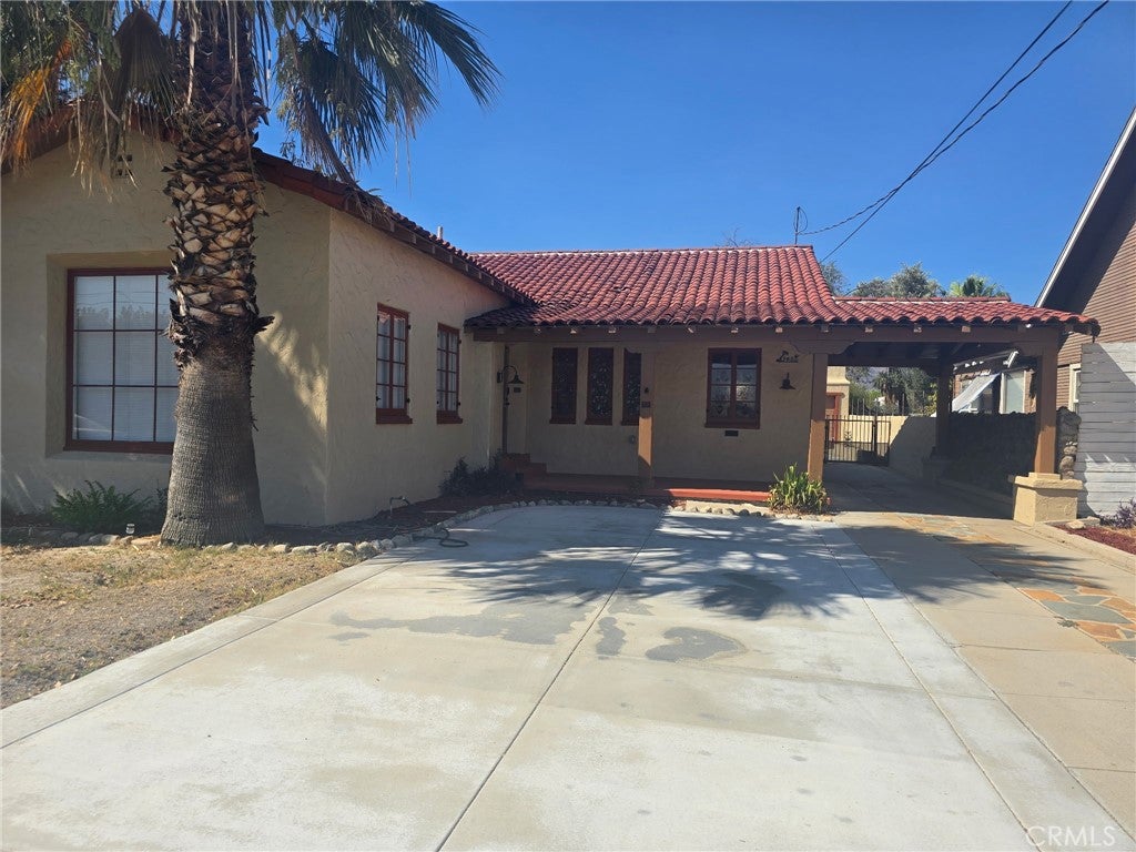 340 W 29th