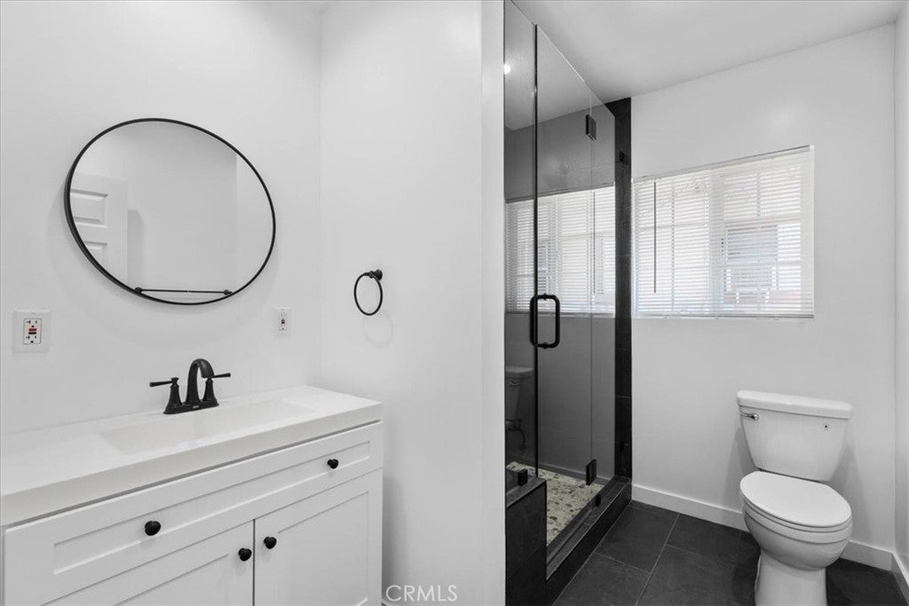 2640 Roseview