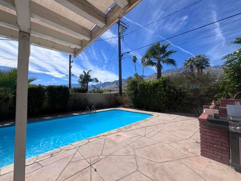 Photo of 533 N Sunrise Way, Palm Springs, CA 92262 (MLS # 219143294DA)