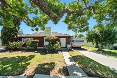 1850 Fanwood Avenue Long Beach CA 90815